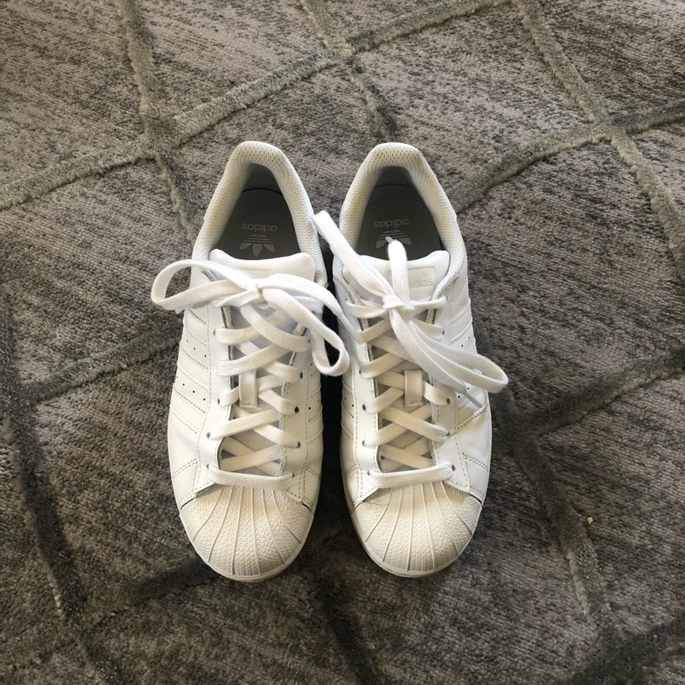 Adidas Originals - All White 💀